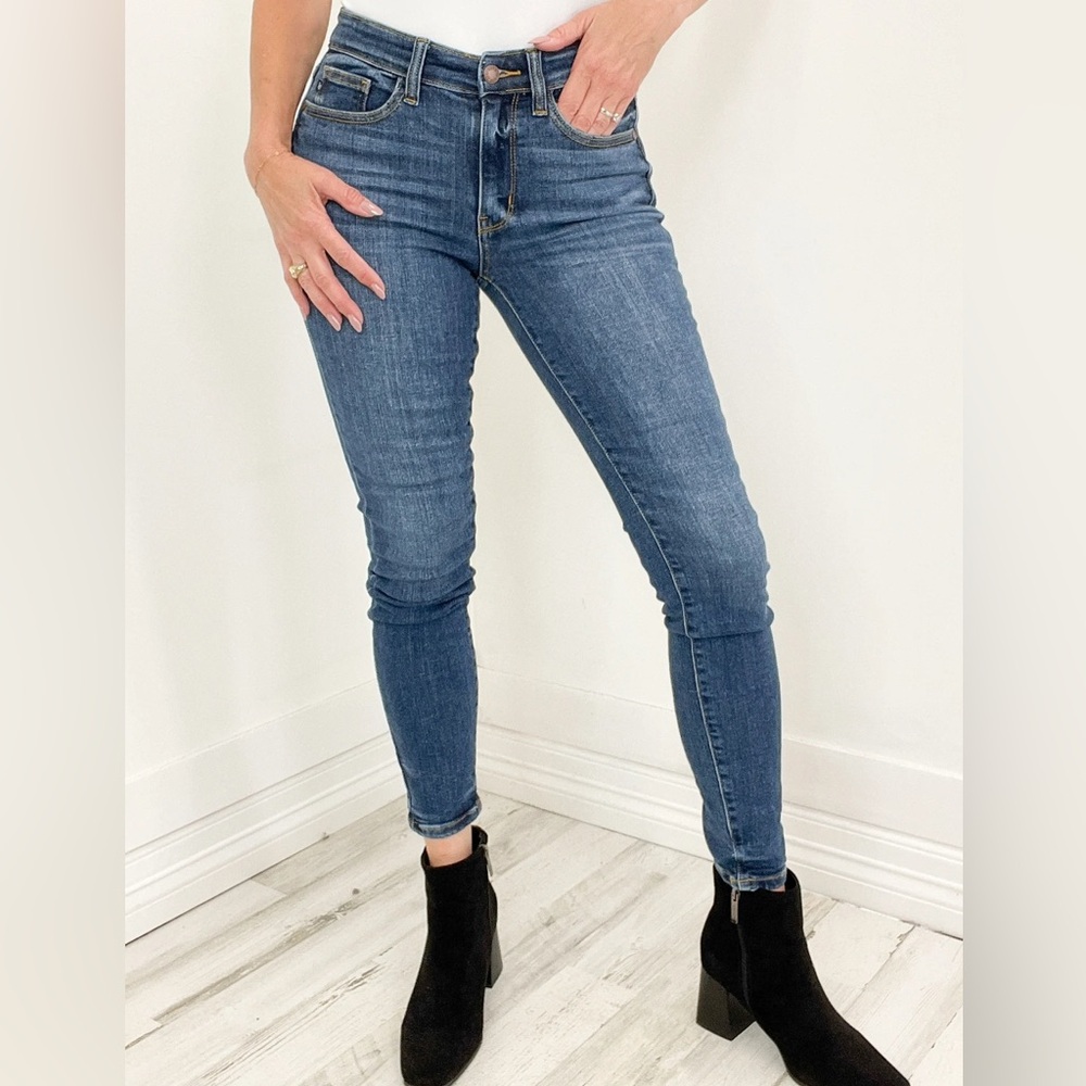 Judy Blue Skinny Jeans size 15 NWT